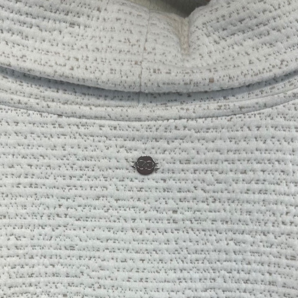 Calia Athleisure Cowl Neck Textured Pullover Size M Cream Minimalist Gorpcore - Picture 7 of 8